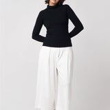 Wide-legged Crop Trousers