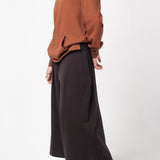 Wide-legged Crop Trousers